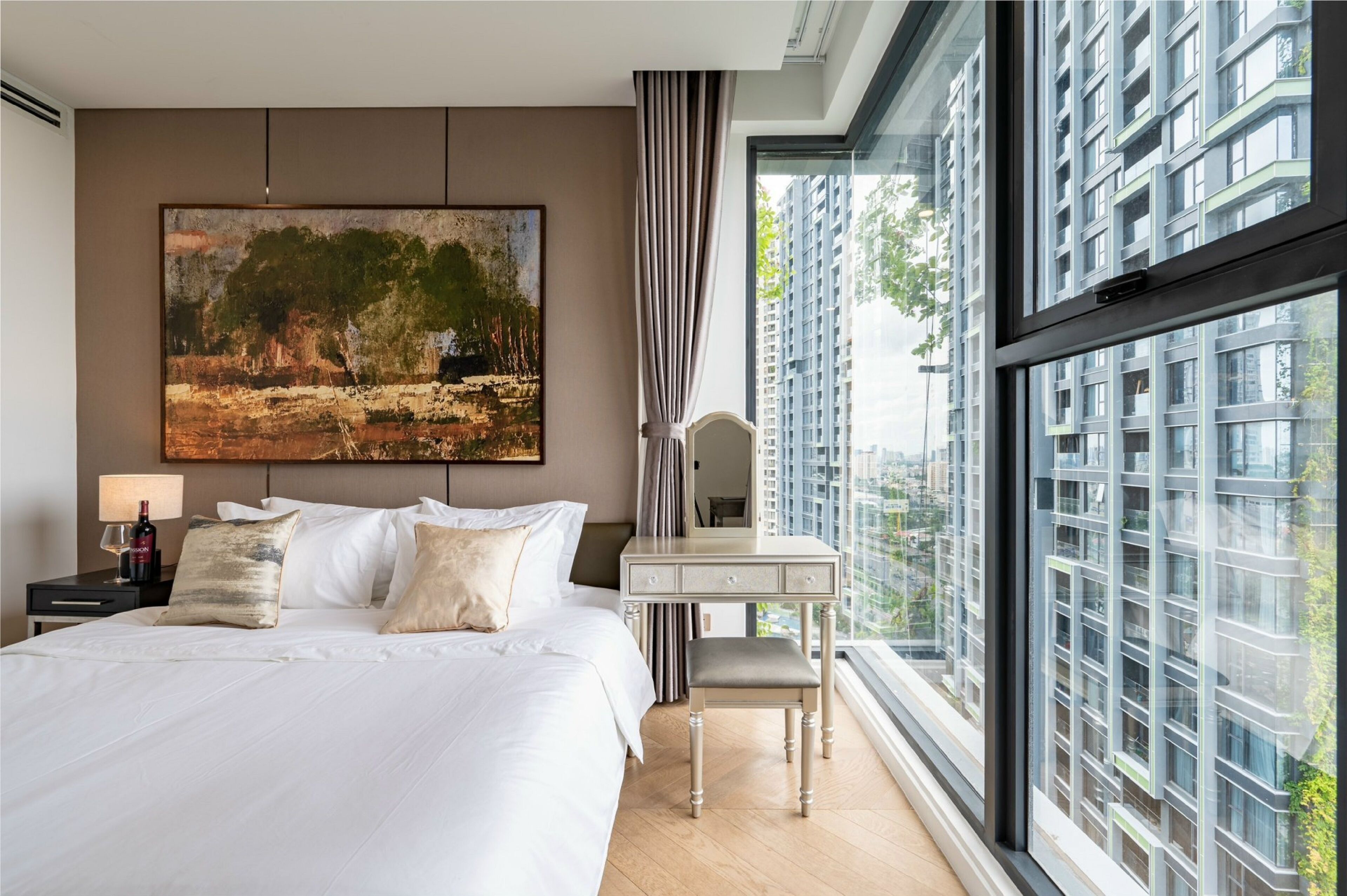 Premium Suite, 3 Bedrooms, Club lounge access, Pool View | Frette Italian sheets, premium bedding, down duvets, Select Comfort beds