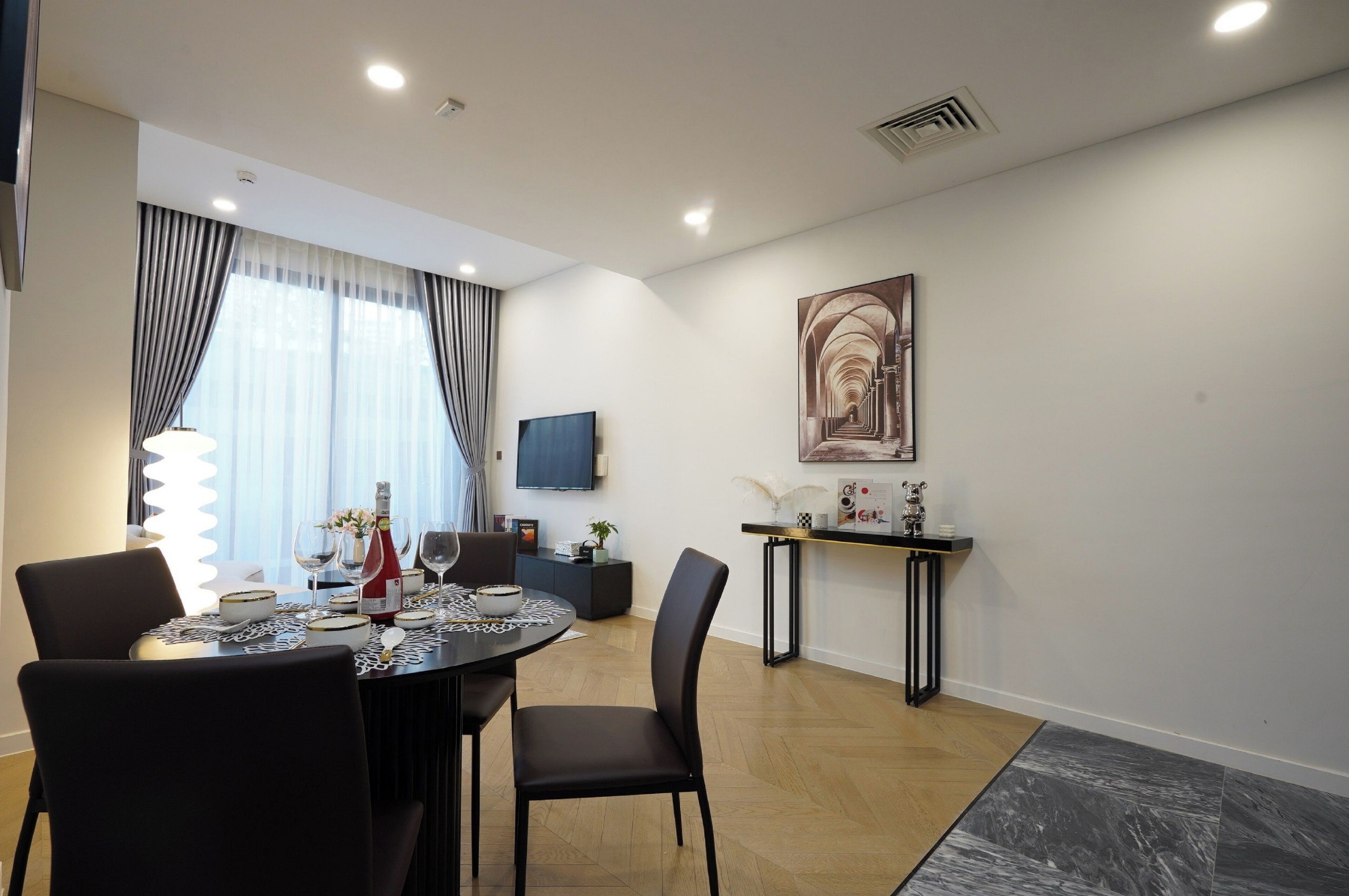 Suite Presidensial, 2 kamar tidur, Akses Club Lounge, pemandangan pelabuhan | Seprai Frette Italia, seprai premium, dan selimut bulu angsa
