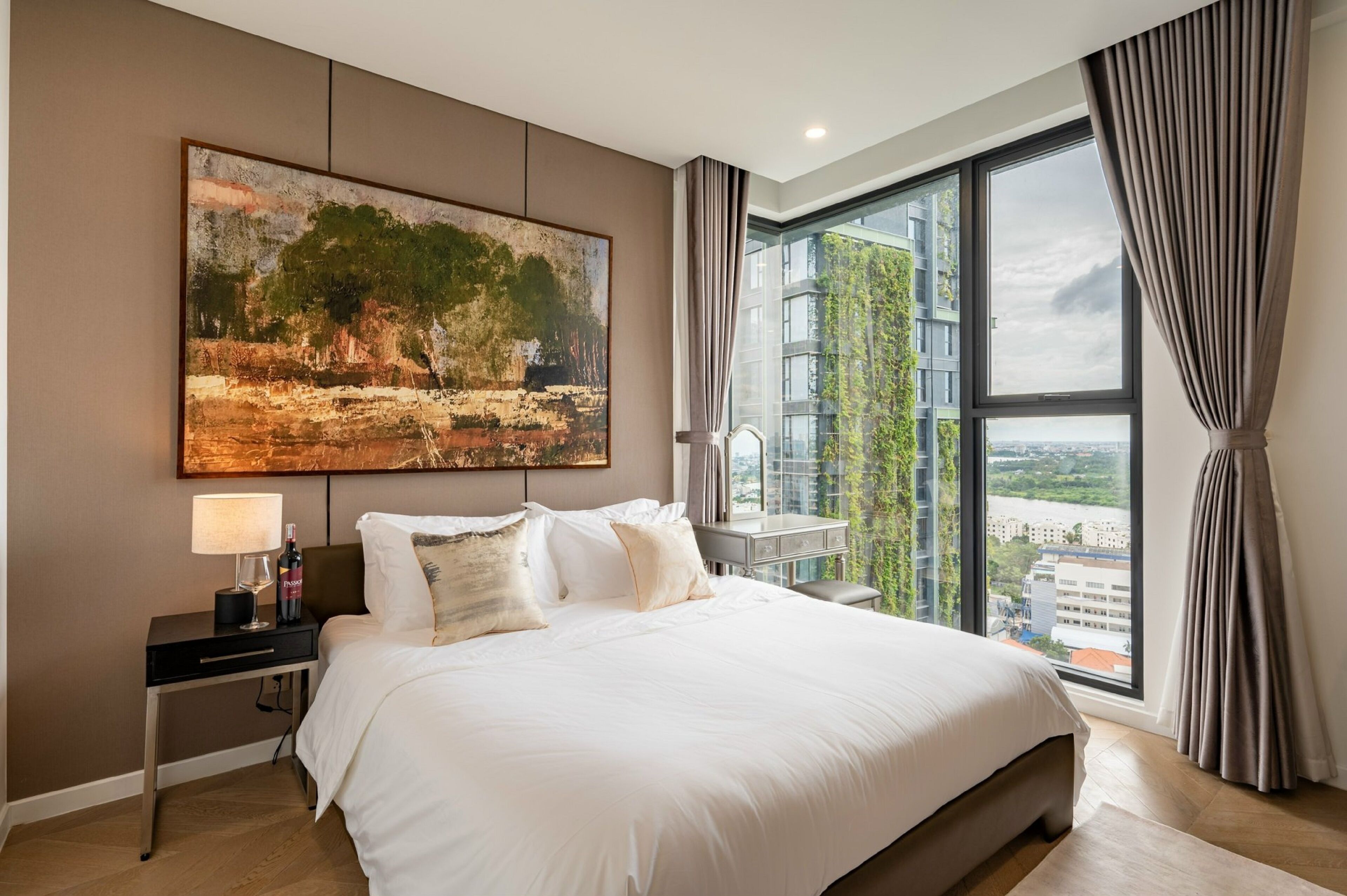 Premium Suite, 3 Bedrooms, Club lounge access, Pool View | Frette Italian sheets, premium bedding, down duvets, Select Comfort beds