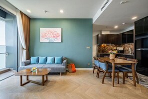 Business Suite, 1 Bedroom, Club Lounge Access, City View | Frette Italian sheets, premium bedding, down comforters - Parkland Riverside Luxury Vacation (Ho Chi Minh City)