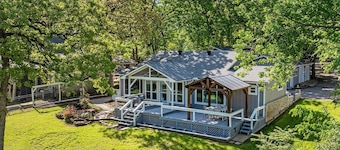 Lakefront Retreat with Dock & Guest House