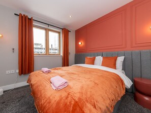 1 soverom, strykejern/-brett, wi-fi (inkludert) og sengetøy