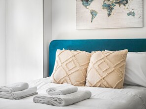 2 chambres, fer et planche à repasser, Wi-Fi gratuit, draps fournis
