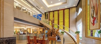 Pudong Holiday Hotel