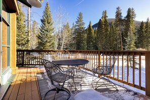 Outdoor dining - Ski Tip Ranch Retreat/Hot Tub Access (Keystone)
