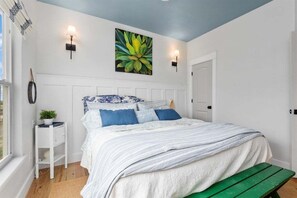 3 bedrooms, free WiFi, bed sheets