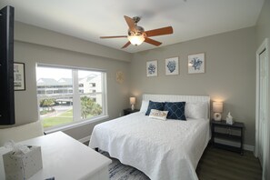 2 slaapkamers, een strijkplank/strijkijzer, wifi, beddengoed