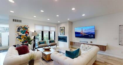 Luxury Denver Townhome w/ Golf Simulator & Sunset Rooftop Deck