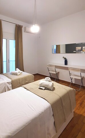 2 Schlafzimmer, Schreibtisch, Bügeleisen/Bügelbrett, kostenloses WLAN