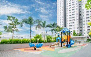 Children’s play area – outdoor - Lexington Residence Luxury Vacation (Ho Chi Minh City)