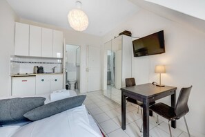 1 bedroom, Internet, bed sheets