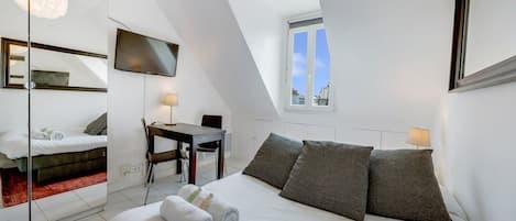 1 bedroom, Internet, bed sheets