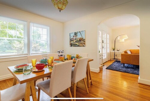 Historic Home, Modern Conveniences 15 Minutes to Chattanooga. Great for Families