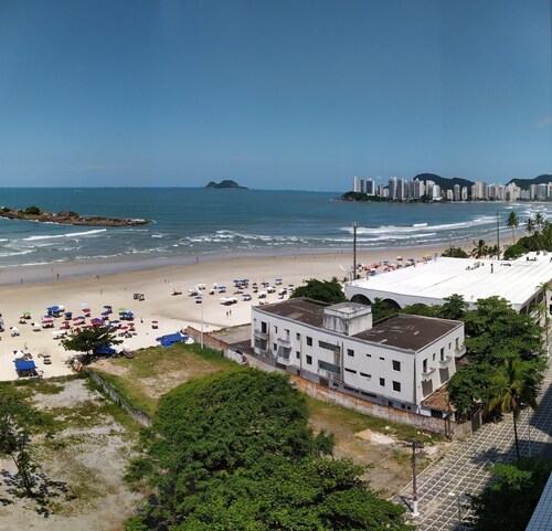 Apartamento Frente a Praia Pitangueiras, Guaruja
