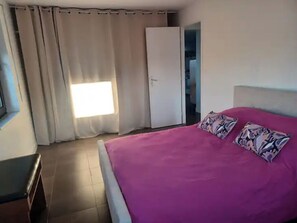 2 sovrum, strykjärn/strykbräda, wi-fi och sängkläder