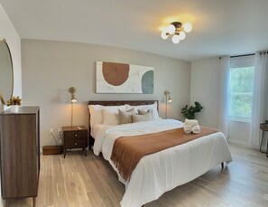 4 chambres, fer et planche à repasser, Wi-Fi, draps fournis