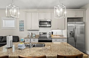 Fridge, microwave, oven, stovetop - Seaside Elegance: Luxury Retreat w/ Golfcart (Panama City Beach)