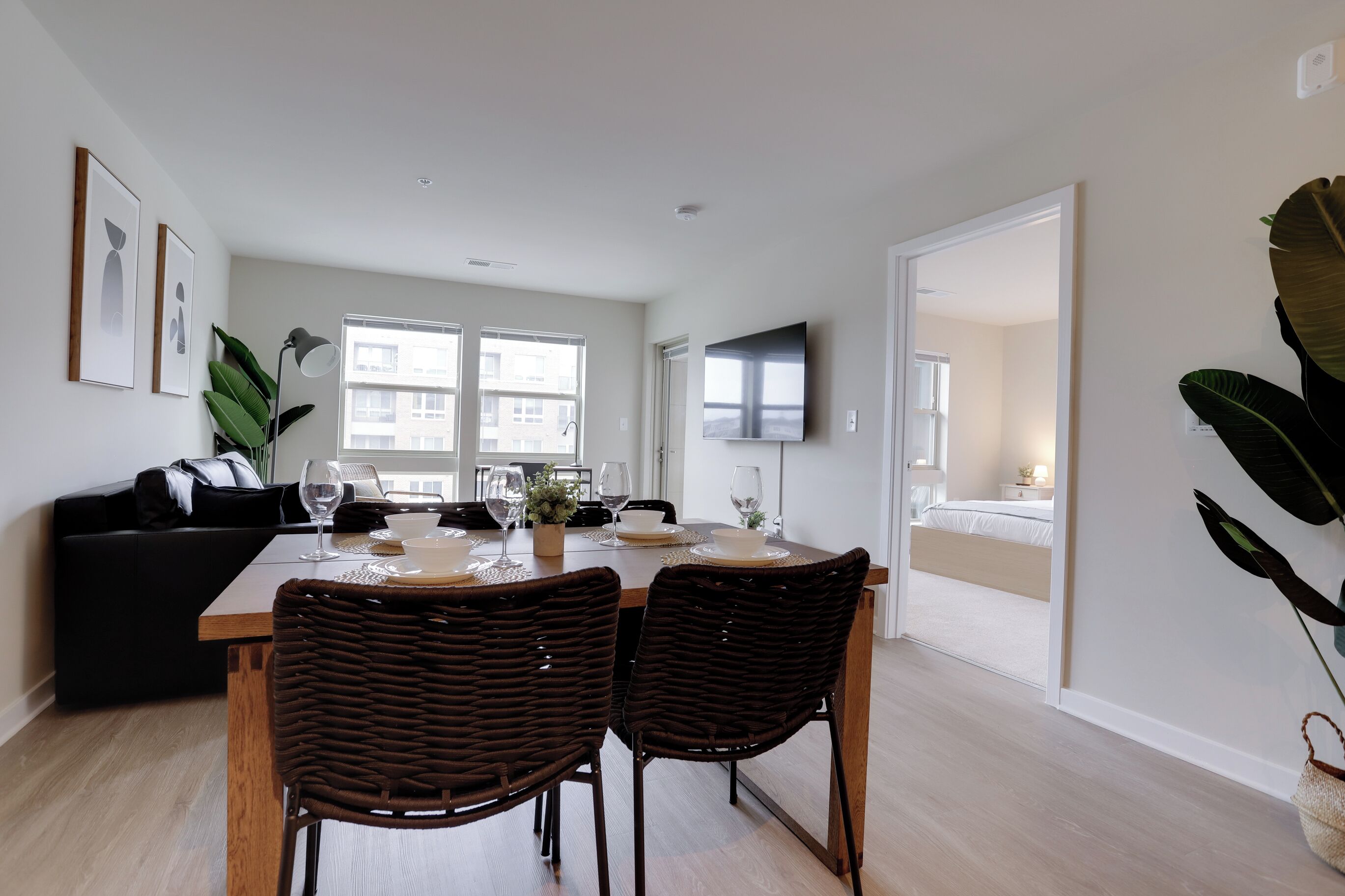 Comfort Apartment, City View | In-room dining
