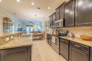 Fridge, microwave, oven, stovetop - 2201 Summerwoods Circle (Nassau County)