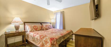 4 quartos, ferros/tábuas de passar roupa, Wi-Fi, roupa de cama