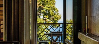Adama Guesthouse