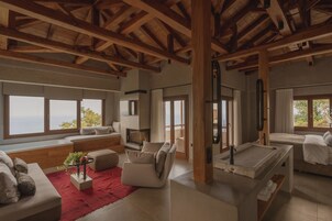 Sistema de insonorización, tabla de planchar con plancha y wifi gratis