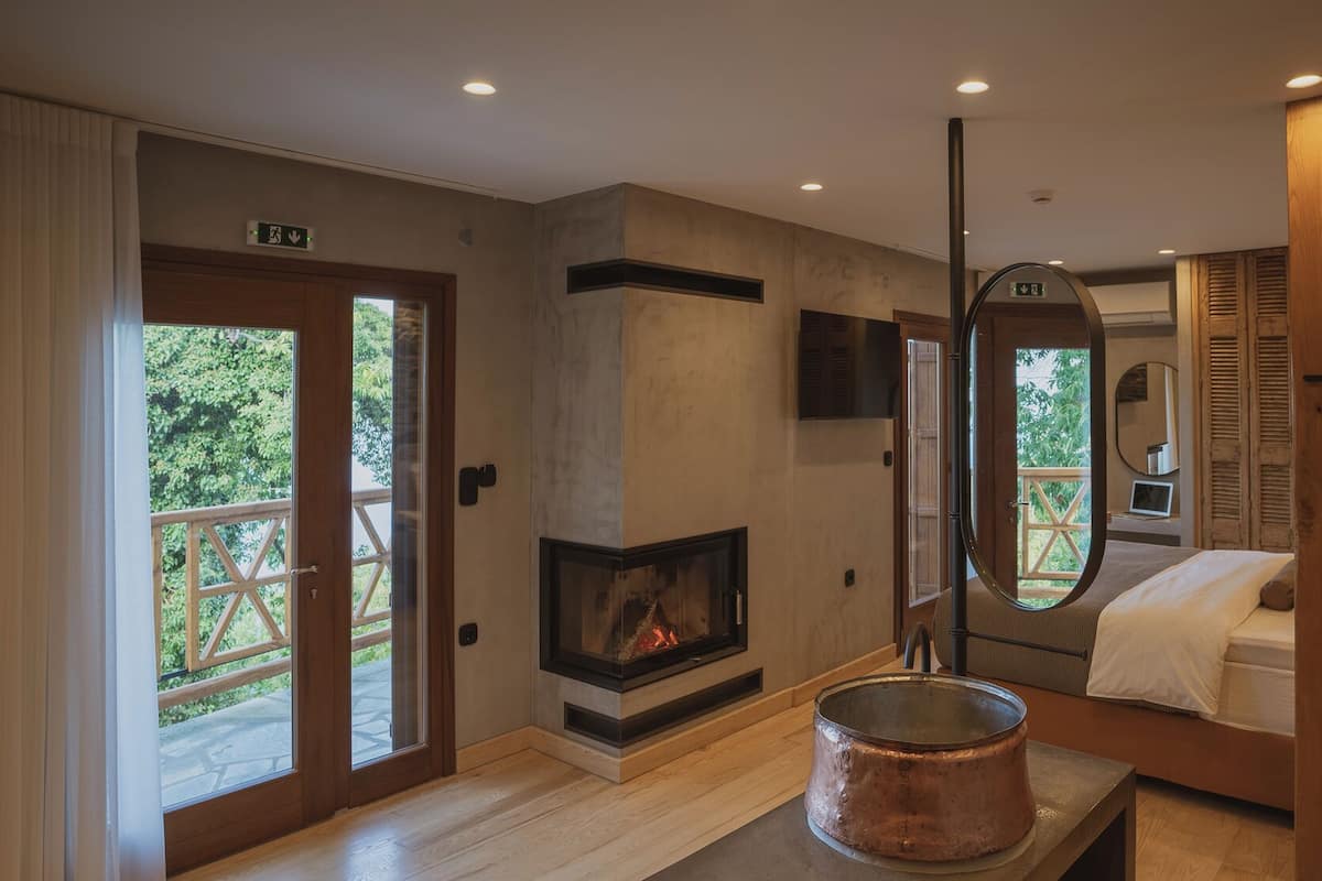 Junior Studio Suite