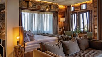 Perhehuoneisto, 2 makuuhuonetta, parveke, merinäköala | Äänieristys, silitysrauta/-lauta, ilmainen Wi-Fi