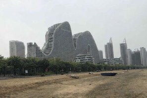 Unclassified image, 5 of 48, button - Aizhihai (Beihai)