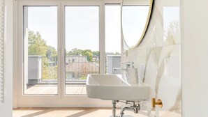 Loftsleilighet – superior, privat bad | Bad