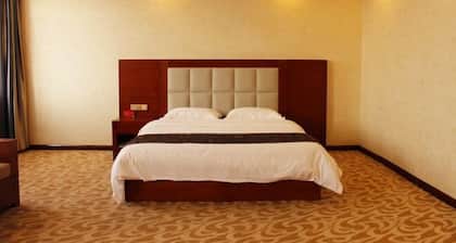 Yake Shiyuxin Business Hotel