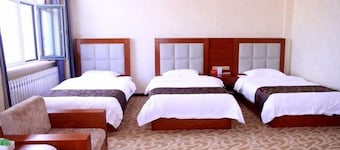 Yake Shiyuxin Business Hotel