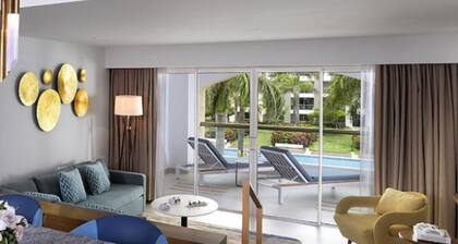 Deluxe luxurious suite in marvelous Hard Rock Hotel & Casino, Bavero Beach