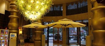 Beau Upward Maylily Hotel