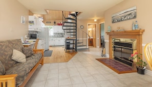 Smart TV - Morris Island Sunrise Retreat (Morris Island)