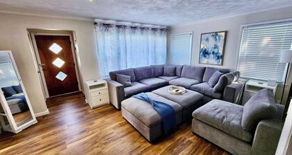 Peoria Bradley Cozy Vacation Large Group Home w/Kitchen View