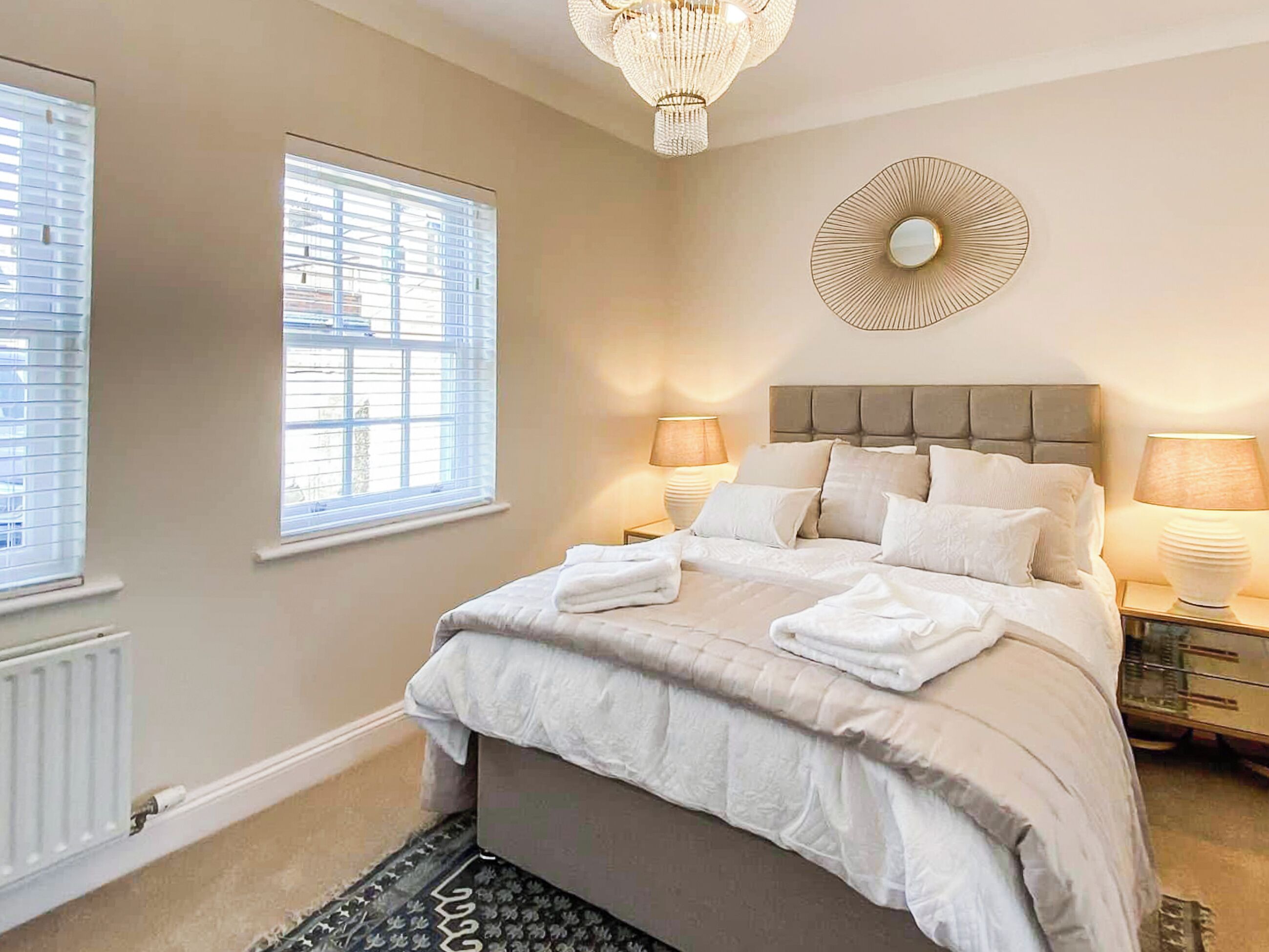 2 bedrooms, WiFi (free), bed sheets