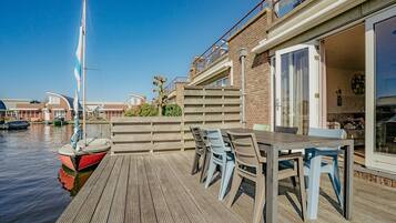 Buiten dineren