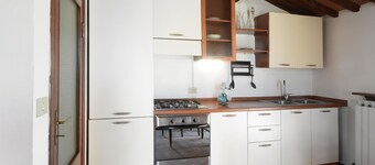 Awesome apartment in Seggiano