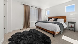 Room - Chic Mid-Century Retreat in Downtown  (Salt Lake City)