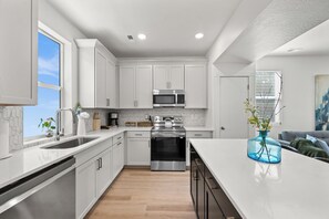 Microwave, oven, stovetop, dishwasher