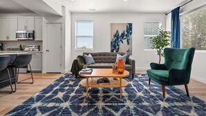 Living area - Chic Mid-Century Retreat in Downtown  (Salt Lake City)