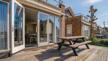 Buiten dineren