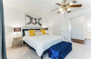 5 Schlafzimmer, Bügeleisen/Bügelbrett, kostenloses WLAN, Bettwäsche