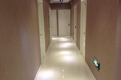 Shenyang Jiayi Theme Hotel