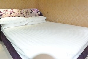 Unclassified image, 5 of 25, button - Shenyang Jiayi Theme Hotel (Shenyang)