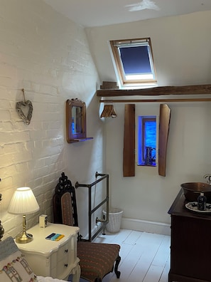 Interior - Cosy seaside cottage one minute walk from the beach. Dog friendly! (Cromer)