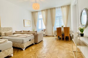 2 bedrooms, bed sheets