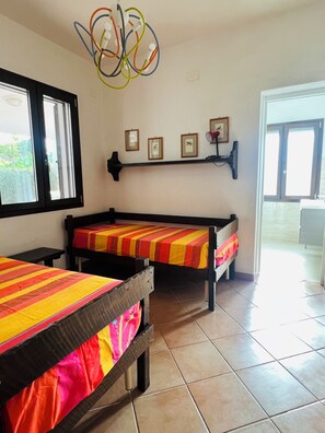 3 Schlafzimmer, Bügeleisen/Bügelbrett, Reisekinderbett, WLAN