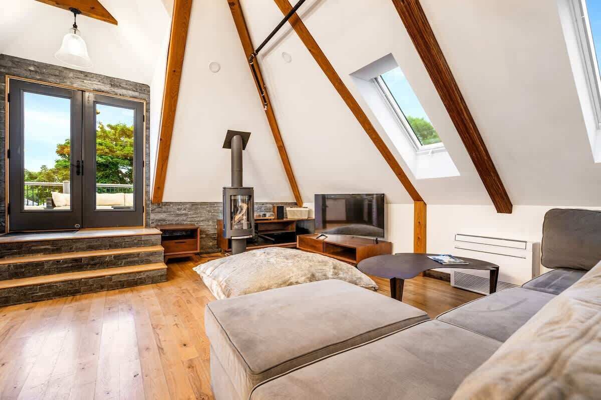 Televisor i llar de foc 